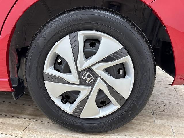フリードハイブリッド ハイブリッド・Ｇホンダセンシング　後席モニター　純正９型ナビ　追従クルコン　クリアランスソナー　レーンキープアシスト　両側電動スライド　地デジ　Ｂｌｕｅｔｏｏｔｈ　バックカメラ　禁煙　横滑防止　エアバック　メモリーナビ（31枚目）