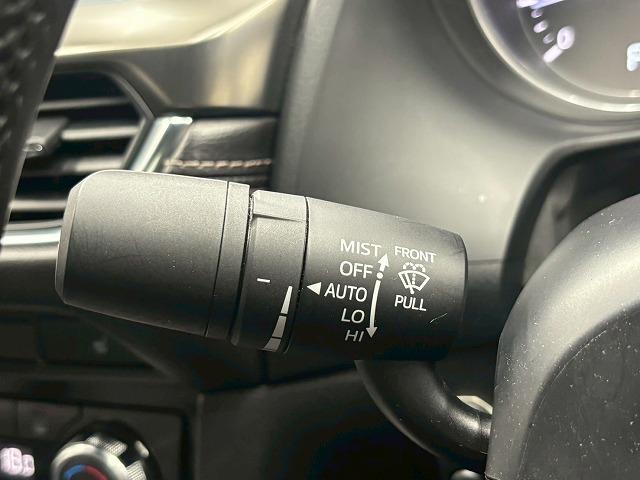 アテンザセダン ２５Ｓ　Ｌパッケージ　ＢＯＳＥ　黒革　純正ナビ　地デジ　ＢＳＭ　レーダークルーズコントロール　パワーシート　シートヒーター　ステアリングヒーター　ＥＴＣ　クリアランスソナー　アイドリングストップ　横滑り防止装置（51枚目）