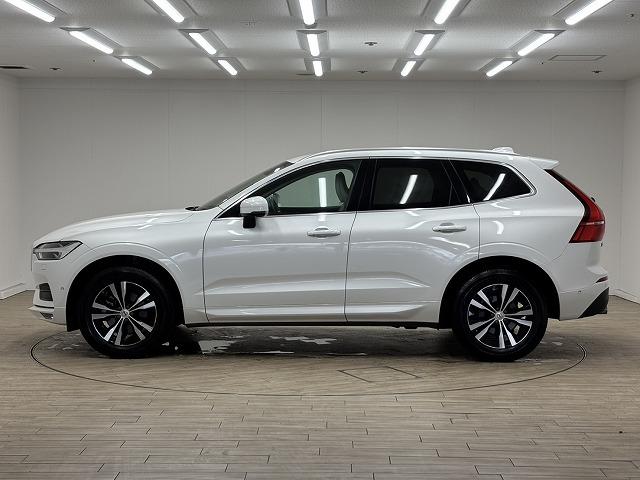 ＸＣ６０ Ｄ４　ＡＷＤ　モーメンタム　ワンオーナー　純正９インチナビ　全周囲カメラ　パワーシート　シートヒーター　パワーバックドア　ＢＳＭ　レーダークルーズコントロール　オートハイビーム　ＥＴＣ　スマートキー　電動格納ミラー（36枚目）