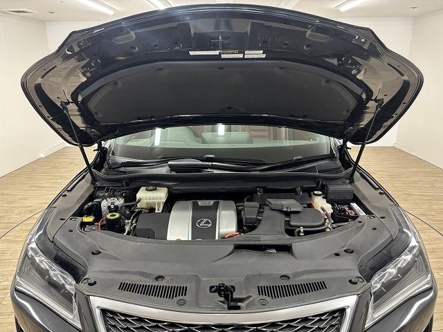 ＲＸ ＲＸ４５０ｈ　Ｆ　ＳＰＯＲＴ　ＴＲＤマフラー　赤革　純正ナビ　ＢＳＭ　アラウンドビューモニタ　電動リヤゲート　オートエアコン　ＴＶナビ　バックモニター　ＡＢＳ　盗難防止装置　パワステ　ＥＴＣ車載器　エアバッグ　ＤＶＤ再生　革（77枚目）