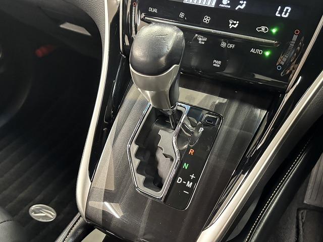ハリアー ＰＲＯＧＲＥＳＳ　ＪＢＬ　純正９．２型ナビ　追従クルコン　衝突軽減ブレーキ　横滑り防止機能　ＳＤナビ　オートクルーズコントロール　地デジＴＶ　禁煙車　ＥＴＣ車載器　ＬＥＤヘッドランプ　ミュージックプレイヤー接続可（44枚目）
