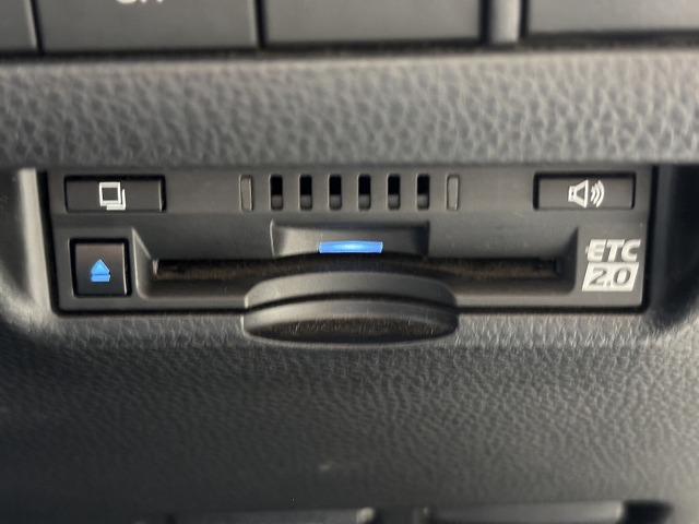 ハリアー Ｚ　純正１２．３型ナビ　ＪＢＬ　モデリスタ　エアロ　黒革シート　盗難防止　運転席パワーシート　地デジ　横滑防止装置　リアビューカメラ　Ｗエアバッグ　キーレス　スマートキ－　サイドエアバッグ　エアコン　禁煙（39枚目）