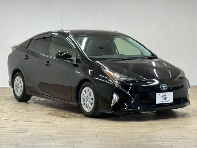プリウス Ｓ　純正９型ナビ　バックカメラ　衝突軽減ブレーキ　レーダークルーズコントロール　レーンキープアシスト　オートライト　オートハイビーム　ＥＴＣ　地デジ　バックカメラ　Ｂｌｕｅｔｏｏｔｈ　スマートキー（14枚目）
