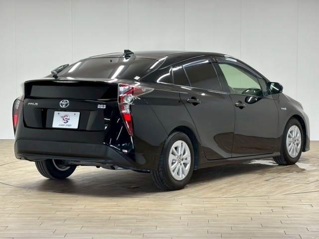 プリウス Ｓ　純正９型ナビ　バックカメラ　衝突軽減ブレーキ　レーダークルーズコントロール　レーンキープアシスト　オートライト　オートハイビーム　ＥＴＣ　地デジ　バックカメラ　Ｂｌｕｅｔｏｏｔｈ　スマートキー（16枚目）