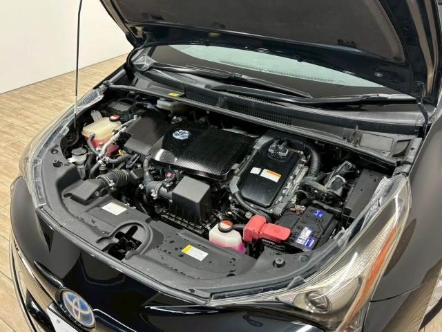 プリウス Ｓ　純正９型ナビ　バックカメラ　衝突軽減ブレーキ　レーダークルーズコントロール　レーンキープアシスト　オートライト　オートハイビーム　ＥＴＣ　地デジ　バックカメラ　Ｂｌｕｅｔｏｏｔｈ　スマートキー（18枚目）