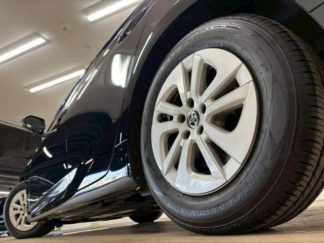 プリウス Ｓ　純正９型ナビ　バックカメラ　衝突軽減ブレーキ　レーダークルーズコントロール　レーンキープアシスト　オートライト　オートハイビーム　ＥＴＣ　地デジ　バックカメラ　Ｂｌｕｅｔｏｏｔｈ　スマートキー（19枚目）