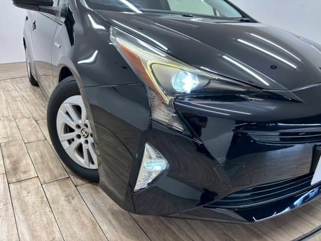 プリウス Ｓ　純正９型ナビ　バックカメラ　衝突軽減ブレーキ　レーダークルーズコントロール　レーンキープアシスト　オートライト　オートハイビーム　ＥＴＣ　地デジ　バックカメラ　Ｂｌｕｅｔｏｏｔｈ　スマートキー（20枚目）