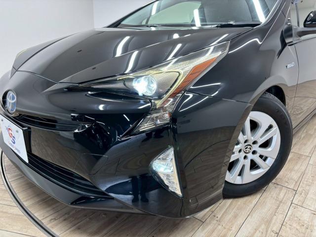 プリウス Ｓ　純正９型ナビ　バックカメラ　衝突軽減ブレーキ　レーダークルーズコントロール　レーンキープアシスト　オートライト　オートハイビーム　ＥＴＣ　地デジ　バックカメラ　Ｂｌｕｅｔｏｏｔｈ　スマートキー（32枚目）