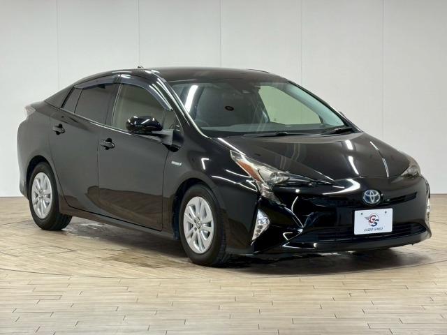 プリウス Ｓ　純正９型ナビ　バックカメラ　衝突軽減ブレーキ　レーダークルーズコントロール　レーンキープアシスト　オートライト　オートハイビーム　ＥＴＣ　地デジ　バックカメラ　Ｂｌｕｅｔｏｏｔｈ　スマートキー（64枚目）