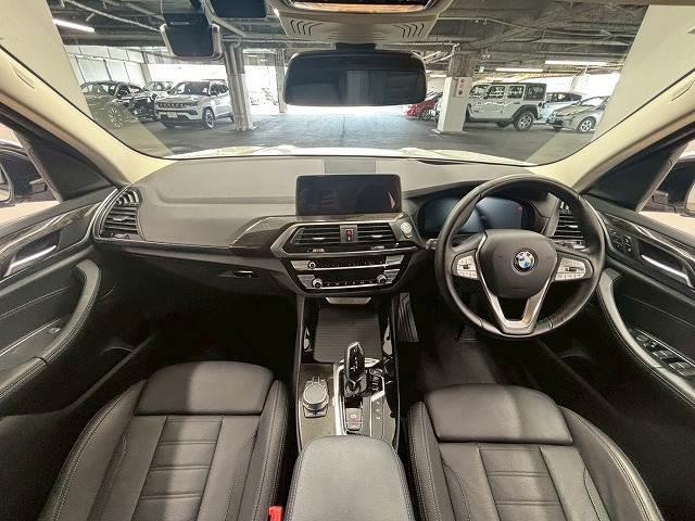 Ｘ３ ｘＤｒｉｖｅ　２０ｄ　Ｘライン　純正１０．３インチナビ／全周囲カメラ／レーダークルコン／パワーバックドア／ダウンヒルアシスト／クリアランスソナー／黒革／パワーシート／前後席シートヒーター／シートメモリー／ＬＥＤヘッド／ＢＳＭ／ＥＴＣ（2枚目）