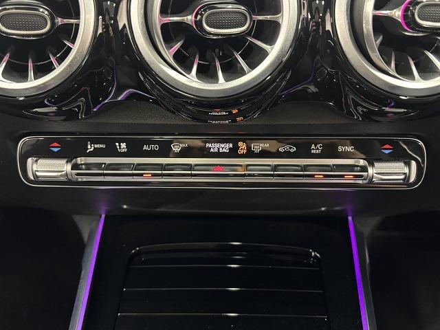 MERCEDES BENZ GLB GLB200D 4MATIC AMG LINE