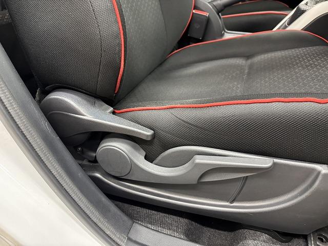 ライズ Z 9インチメモリナビ/地デジ/レーダークルコン/レーンキープアシスト/トヨタセーフティ/オートハイビーム/シートヒーター/クリアランスソナー/アイドリングストップ/BSM/ETC/LEDヘッドライト(34枚目)