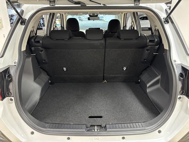 ライズ Z 9インチメモリナビ/地デジ/レーダークルコン/レーンキープアシスト/トヨタセーフティ/オートハイビーム/シートヒーター/クリアランスソナー/アイドリングストップ/BSM/ETC/LEDヘッドライト(60枚目)