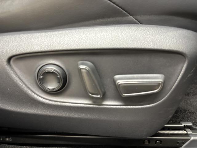 TOYOTA HARRIER G LEATHER PACKAGE