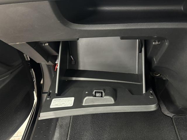セレナ ハイウェイスターV 純正12.3インチナビ/プロパイロット/全方位カメラ/デジタルインナーミラー/地デジ/両側電動スライド/Wエアコン/LEDヘッドライト/電動パーキングブレーキ(36枚目)