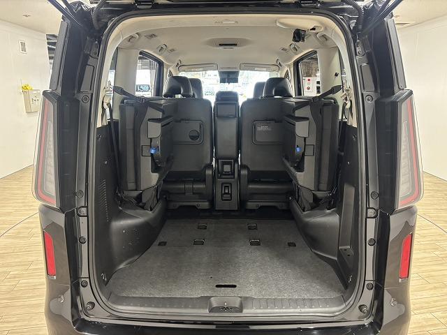 セレナ ハイウェイスターV 純正12.3インチナビ/プロパイロット/全方位カメラ/デジタルインナーミラー/地デジ/両側電動スライド/Wエアコン/LEDヘッドライト/電動パーキングブレーキ(63枚目)