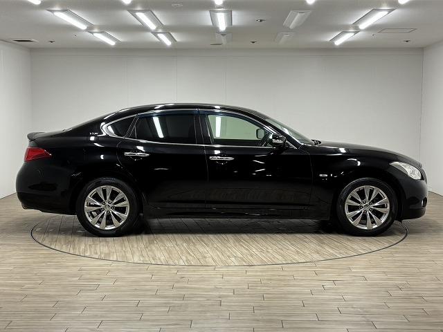 NISSAN FUGA 250GT
