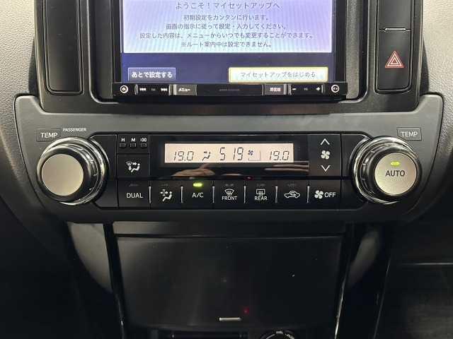 TOYOTA LAND CRUISER PRADO TX ARGENTO CROSS