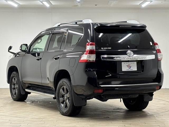 TOYOTA LAND CRUISER PRADO TX ARGENTO CROSS