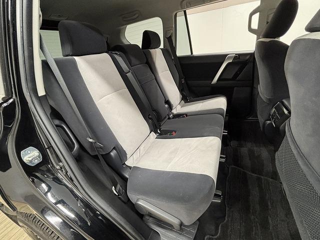 TOYOTA LAND CRUISER PRADO TX ARGENTO CROSS