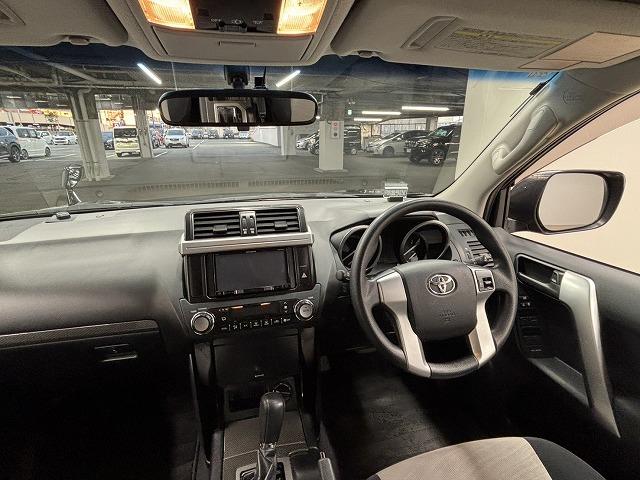 TOYOTA LAND CRUISER PRADO TX ARGENTO CROSS
