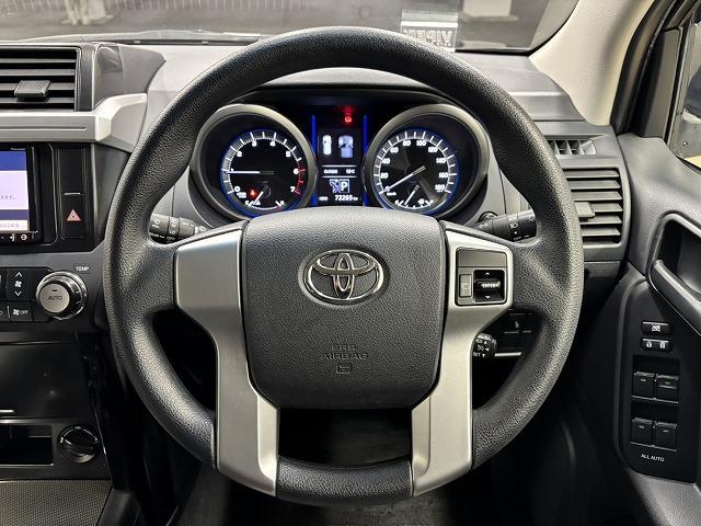 TOYOTA LAND CRUISER PRADO TX ARGENTO CROSS