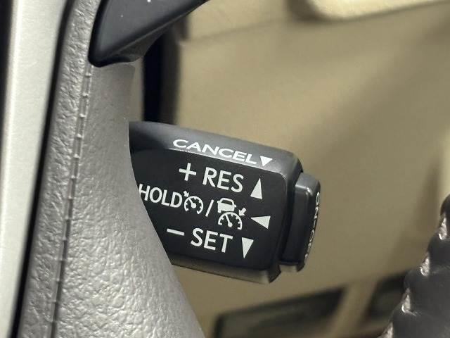 ランドクルーザープラド ＴＸ　Ｌパッケージ　モデリスタエアロ／サンルーフ／ルーフレール／純正９インチナビ／地デジ／白革／パワーシート／シートベンチレーション／純正ＯＰ１９インチＡＷ／レーダークルコン／レーンキープアシスト／軽減ブレーキ（10枚目）