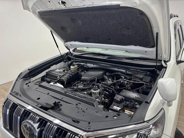 ランドクルーザープラド ＴＸ　Ｌパッケージ　モデリスタエアロ／サンルーフ／ルーフレール／純正９インチナビ／地デジ／白革／パワーシート／シートベンチレーション／純正ＯＰ１９インチＡＷ／レーダークルコン／レーンキープアシスト／軽減ブレーキ（18枚目）