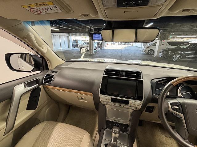 ランドクルーザープラド ＴＸ　Ｌパッケージ　モデリスタエアロ／サンルーフ／ルーフレール／純正９インチナビ／地デジ／白革／パワーシート／シートベンチレーション／純正ＯＰ１９インチＡＷ／レーダークルコン／レーンキープアシスト／軽減ブレーキ（23枚目）