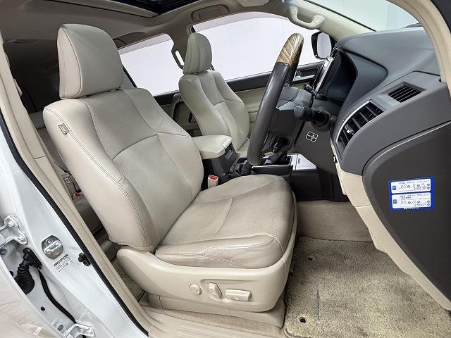 ランドクルーザープラド ＴＸ　Ｌパッケージ　モデリスタエアロ／サンルーフ／ルーフレール／純正９インチナビ／地デジ／白革／パワーシート／シートベンチレーション／純正ＯＰ１９インチＡＷ／レーダークルコン／レーンキープアシスト／軽減ブレーキ（24枚目）