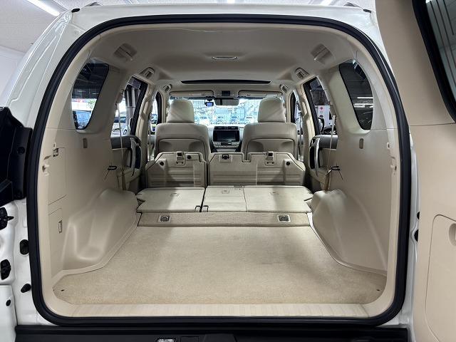 ランドクルーザープラド ＴＸ　Ｌパッケージ　モデリスタエアロ／サンルーフ／ルーフレール／純正９インチナビ／地デジ／白革／パワーシート／シートベンチレーション／純正ＯＰ１９インチＡＷ／レーダークルコン／レーンキープアシスト／軽減ブレーキ（28枚目）