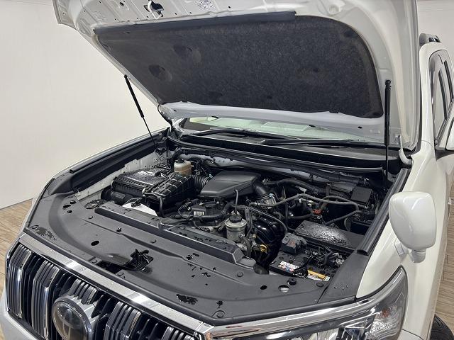 ランドクルーザープラド ＴＸ　Ｌパッケージ　モデリスタエアロ／サンルーフ／ルーフレール／純正９インチナビ／地デジ／白革／パワーシート／シートベンチレーション／純正ＯＰ１９インチＡＷ／レーダークルコン／レーンキープアシスト／軽減ブレーキ（70枚目）