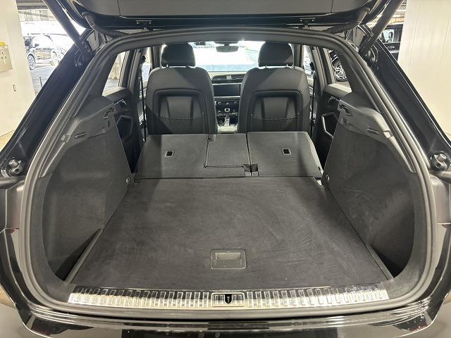 Ｑ３ ３５　ＴＦＳＩ　Ｓ　ｌｉｎｅ　ＲＨＤ　ブラックスタイリングパッケージ／レーダークルコン／純正８．８インチナビ／全方位カメラ／パワーバックドア／クリアランスソナー／アイドリングストップ／黒革シート／パワーシート／シートヒーター（28枚目）