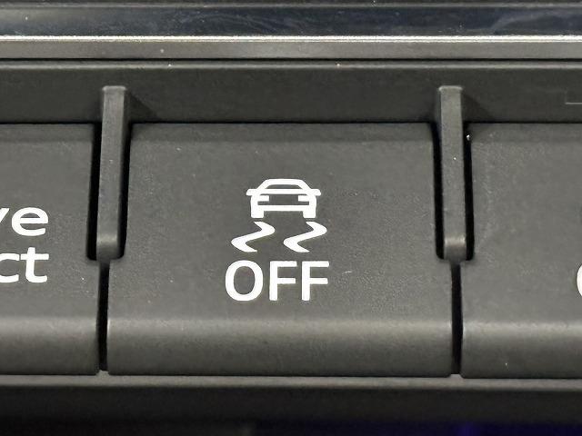 Ｑ３ ３５　ＴＦＳＩ　Ｓ　ｌｉｎｅ　ＲＨＤ　ブラックスタイリングパッケージ／レーダークルコン／純正８．８インチナビ／全方位カメラ／パワーバックドア／クリアランスソナー／アイドリングストップ／黒革シート／パワーシート／シートヒーター（37枚目）