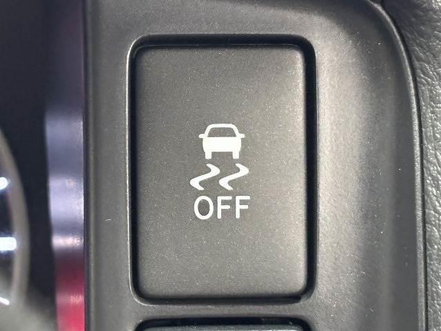 ハイエースバン スーパーＧＬ　ダークプライムＩＩ　衝突軽減／オートハイビーム／スマートキー／ＥＴＣ／ＬＥＤヘッドライト／リアデフォッガー／オートエアコン／オートライト／ＳＲＳエアバック／ＡＢＳ（8枚目）