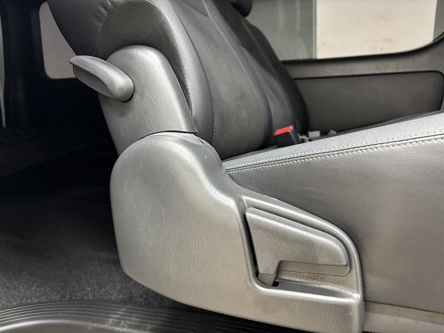 ハイエースバン スーパーＧＬ　ダークプライムＩＩ　衝突軽減／オートハイビーム／スマートキー／ＥＴＣ／ＬＥＤヘッドライト／リアデフォッガー／オートエアコン／オートライト／ＳＲＳエアバック／ＡＢＳ（40枚目）