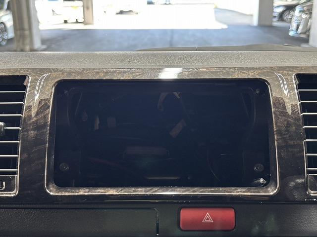 ハイエースバン スーパーＧＬ　ダークプライムＩＩ　衝突軽減／オートハイビーム／スマートキー／ＥＴＣ／ＬＥＤヘッドライト／リアデフォッガー／オートエアコン／オートライト／ＳＲＳエアバック／ＡＢＳ（57枚目）