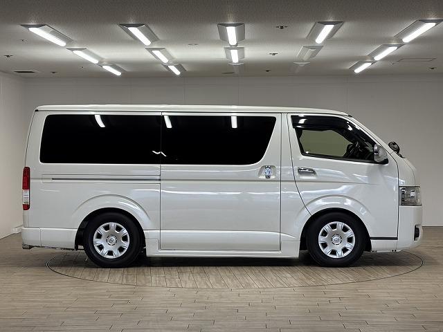 ハイエースバン スーパーＧＬ　ダークプライムＩＩ　衝突軽減／オートハイビーム／スマートキー／ＥＴＣ／ＬＥＤヘッドライト／リアデフォッガー／オートエアコン／オートライト／ＳＲＳエアバック／ＡＢＳ（65枚目）