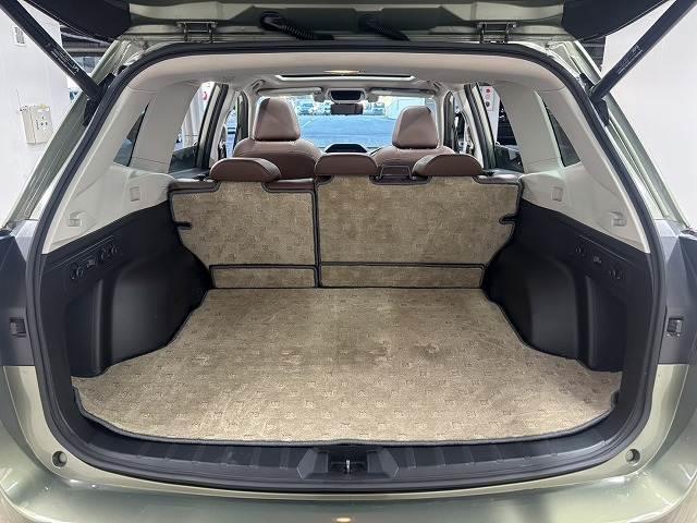 フォレスター アドバンス　サンルーフ／茶革／デジタルインナーミラー／ＤＩＡＴＯＮＥ８型ナビ地デジ／フロントサイドバックモニター／ＢＳＭ／追従クルコン／パワーシート／シートヒーター／パワーバックドア／ＬＥＤ／ＥＴＣ／スマートキー（13枚目）