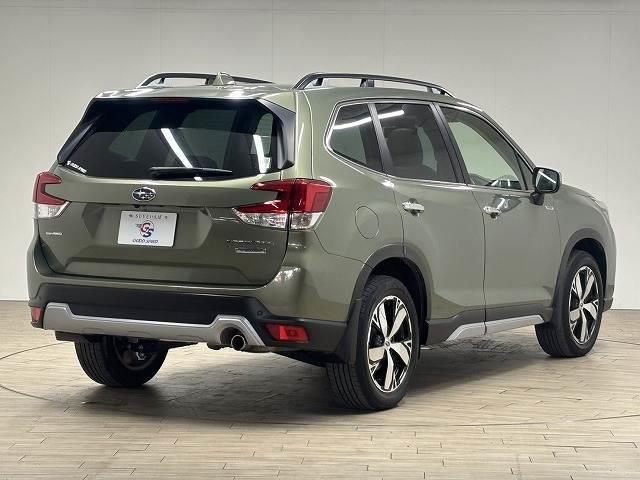 フォレスター アドバンス　サンルーフ／茶革／デジタルインナーミラー／ＤＩＡＴＯＮＥ８型ナビ地デジ／フロントサイドバックモニター／ＢＳＭ／追従クルコン／パワーシート／シートヒーター／パワーバックドア／ＬＥＤ／ＥＴＣ／スマートキー（16枚目）