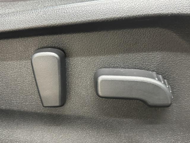 フォレスター アドバンス　サンルーフ／茶革／デジタルインナーミラー／ＤＩＡＴＯＮＥ８型ナビ地デジ／フロントサイドバックモニター／ＢＳＭ／追従クルコン／パワーシート／シートヒーター／パワーバックドア／ＬＥＤ／ＥＴＣ／スマートキー（34枚目）