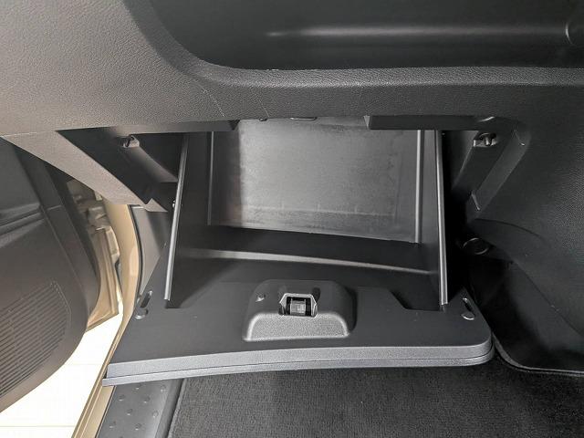 セレナ e-パワー ハイウェイスターV SDナビ/全周囲/両側電動/デジタルインナーミラー/追従クルコン/BSM/衝突軽減/LED/スマートキー/オートエアコン/オートライト/レーンキープ/純正16インチAW(36枚目)