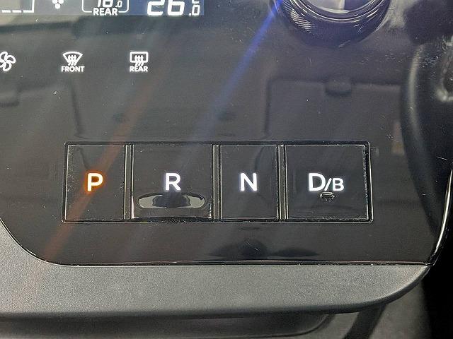 セレナ e-パワー ハイウェイスターV SDナビ/全周囲/両側電動/デジタルインナーミラー/追従クルコン/BSM/衝突軽減/LED/スマートキー/オートエアコン/オートライト/レーンキープ/純正16インチAW(53枚目)