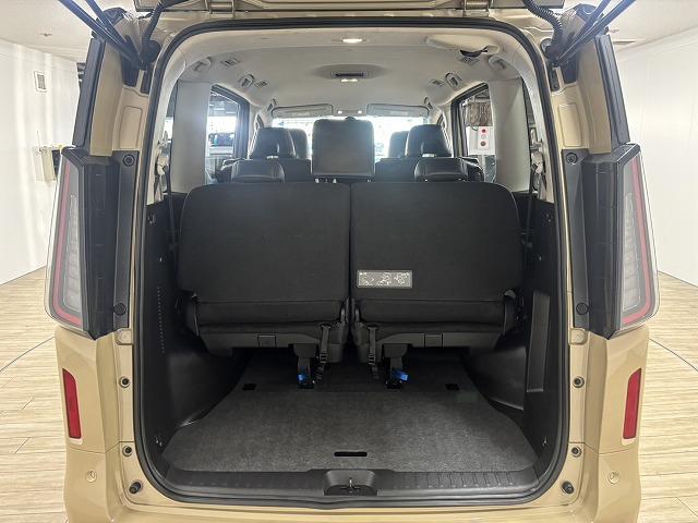 セレナ e-パワー ハイウェイスターV SDナビ/全周囲/両側電動/デジタルインナーミラー/追従クルコン/BSM/衝突軽減/LED/スマートキー/オートエアコン/オートライト/レーンキープ/純正16インチAW(70枚目)