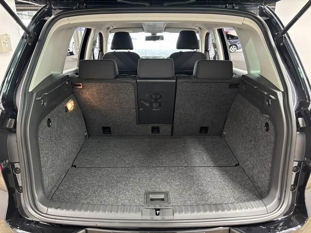 ティグアン ＴＳＩブルーモーションテクノロジー　純正ナビ地デジ／バックカメラ／ＤＶＤ再生／Ｂｌｕｅｔｏｏｔｈ／バックカメラ／アイドリングストップ／オートエアコン／キセノンライト／純正１７インチＡＷ／電子パーキングブレーキ（13枚目）