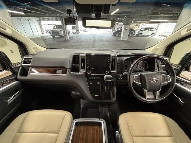 グランエース G ワンオーナー/純正8型ナビ地デジ/全周囲/12.1型後席モニター/ベージュレザー/デジタルインナーミラー/両側電動/BSM/衝突軽減/パワーシート/シートヒーター/オートハイビーム//LED/ETC(2枚目)