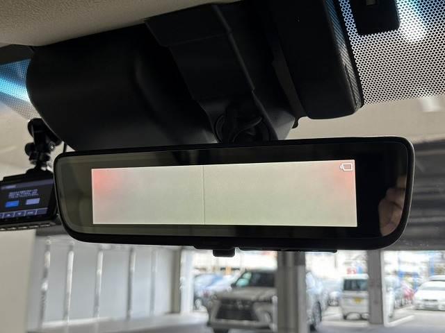 グランエース G ワンオーナー/純正8型ナビ地デジ/全周囲/12.1型後席モニター/ベージュレザー/デジタルインナーミラー/両側電動/BSM/衝突軽減/パワーシート/シートヒーター/オートハイビーム//LED/ETC(8枚目)