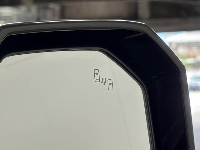 グランエース G ワンオーナー/純正8型ナビ地デジ/全周囲/12.1型後席モニター/ベージュレザー/デジタルインナーミラー/両側電動/BSM/衝突軽減/パワーシート/シートヒーター/オートハイビーム//LED/ETC(11枚目)