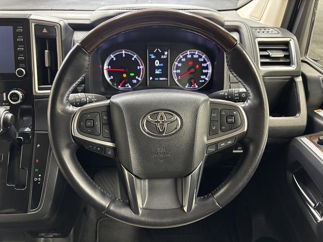 グランエース G ワンオーナー/純正8型ナビ地デジ/全周囲/12.1型後席モニター/ベージュレザー/デジタルインナーミラー/両側電動/BSM/衝突軽減/パワーシート/シートヒーター/オートハイビーム//LED/ETC(50枚目)