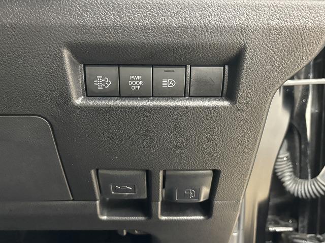 グランエース G ワンオーナー/純正8型ナビ地デジ/全周囲/12.1型後席モニター/ベージュレザー/デジタルインナーミラー/両側電動/BSM/衝突軽減/パワーシート/シートヒーター/オートハイビーム//LED/ETC(59枚目)